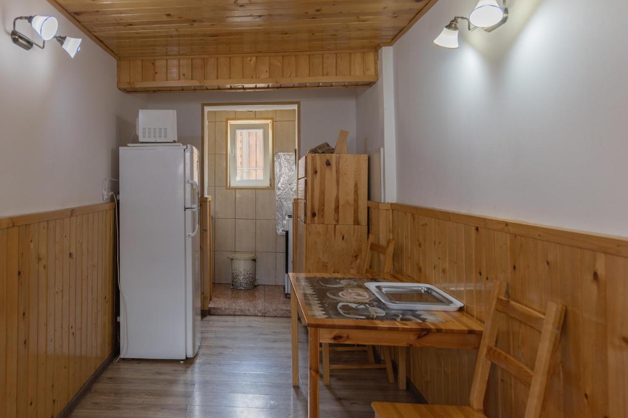 Pensiunea Montan Buşteni Exterior foto