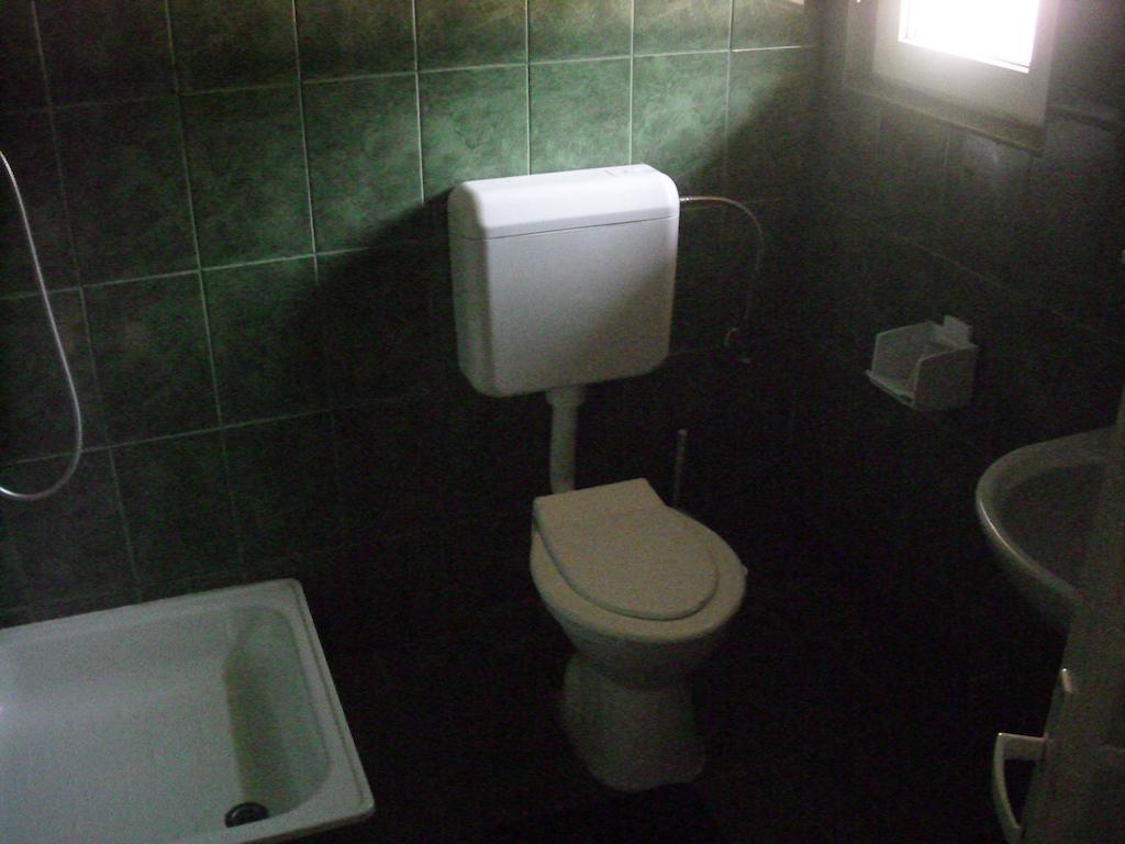 Pensiunea Montan Buşteni Zimmer foto
